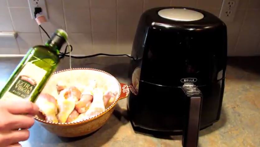 Are you a fan of chicken drumsticks? Then you need to try this keto air fryer extra crispy drumsticks and take your drumsticks to the next level!