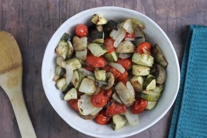 In the search for a healthy, quick and easy side dish? How about this delicious, flavorful and colorful vegan air fried vegetables recipe!